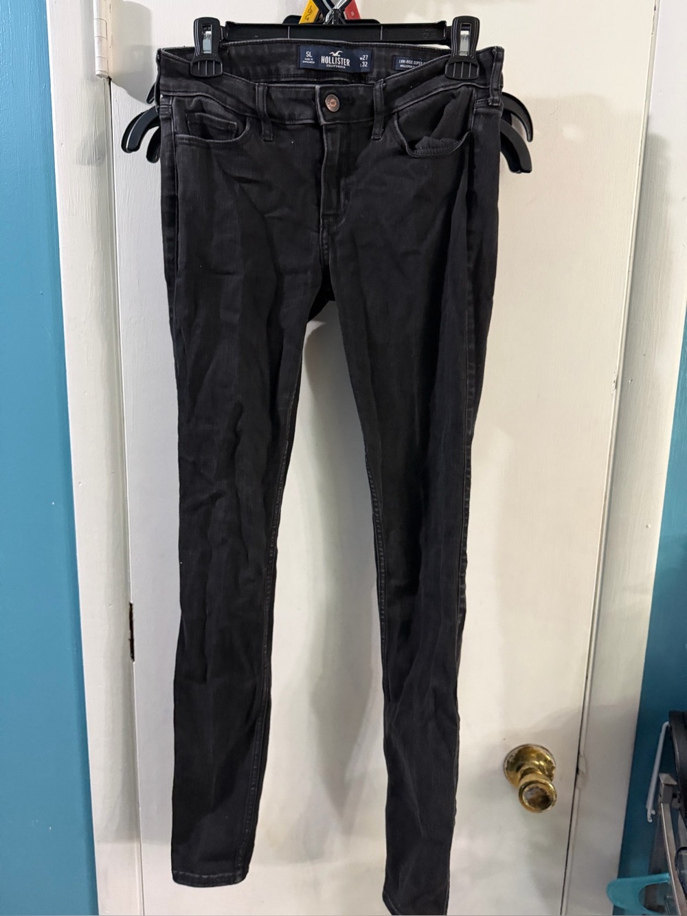 Hollister Size 5 Long Jeans